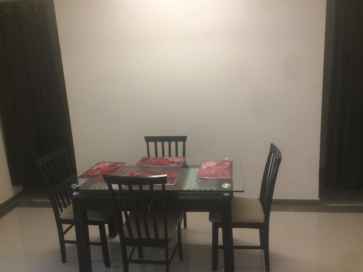 Poonam Hieghts Bed & Breakfast Mumbai Exterior photo